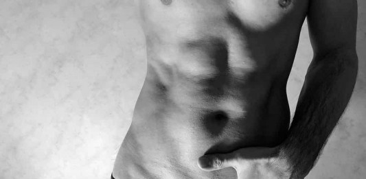 Imajo tudi moški točko G?! 7 korakov za masažo prostate masturbacija