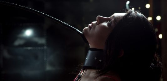 Odkrij Skrite Užitke: 5 vročih nasvetov za raziskovanje spolne fantazije